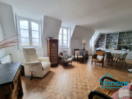 
                                                                                        Vente
                                                                                         Les Prés en dernier étage appartement 3 chambres