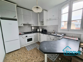 
                                                                                        Vente
                                                                                         Les Prés en dernier étage appartement 3 chambres
