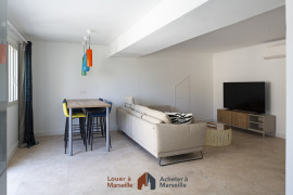 
                                                                                        Location
                                                                                         Les vagues