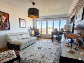 
                                                                                        Vente
                                                                                         LIMITROPHE JOINVILLE/VUE DÉGAGÉE BALCON.