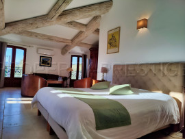 Vente
LITTORAL VAROIS PROPRIETE DE STANDING OLIVERAIE 8 HA
