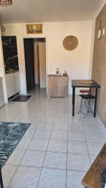 
                                                                                        Location
                                                                                         Loc studio vernier