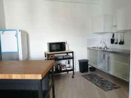 
                                                                                        Location
                                                                                         Loca appart T2 meublé quartier Petit port près fac