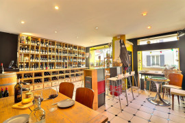 
                                                                                        Vente
                                                                                         Local commercial 3 pièces