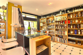 
                                                                                        Vente
                                                                                         Local commercial 3 pièces