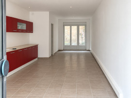 
                                                                                        Location
                                                                                         LOCAL COMMERCIAL – 41 m² EN CENTRE-VILLE MIRECOURT