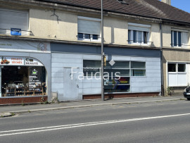 
                                                                                        Vente
                                                                                         Local commercial 58 m2 proche gare SAINT LO
