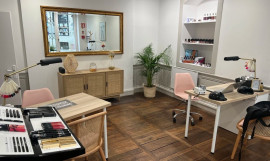 
                                                                                        Location
                                                                                         Local commercial – Angoulême – 22 m²