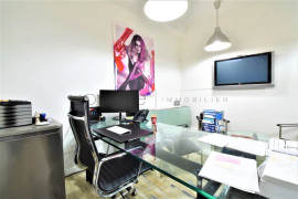 
                                                                                        Location
                                                                                         Local commercial entre Passy et La Muette