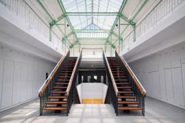 
                                                                                        Vente
                                                                                         Local commercial - Libre - Centre-ville Angers