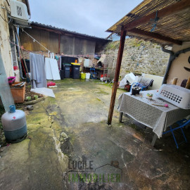 
                                                                                        Vente
                                                                                         Local commercial + maison