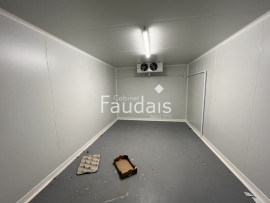 
                                                                                        Vente
                                                                                         local commercial TORIGNY LES VILLES