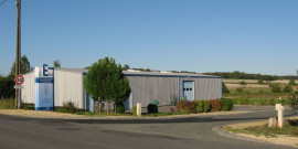 
                                                                                        Location
                                                                                         Local d'activités de 450 m² à louer - Poitiers Nord - Futuroscope (86)