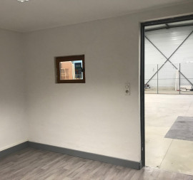 
                                                                                        Vente
                                                                                         Local d'activités d'une surface de 300 m² à vendre proche de Beaune