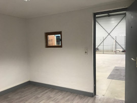 
                                                                                        Vente
                                                                                         Local d'activités d'une surface de 300 m² à vendre proche de Beaune