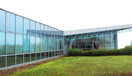 
                                                                                        Vente
                                                                                         Local industriel d'une surface totale de 10 000m²  à acheter dans le Nièvre