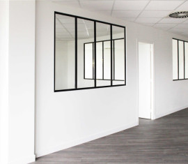 
                                                                                        Vente
                                                                                         Local industriel d'une surface totale de 10 000m²  à acheter dans le Nièvre