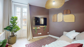 
                                                                                        Location
                                                                                         Location 17.38m²