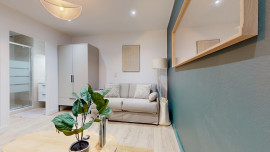 
                                                                                        Location
                                                                                         Location 18.77m²