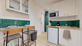 
                                                                                        Location
                                                                                         Location 18.77m²