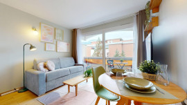 
                                                                                        Location
                                                                                         Location 19.79m²