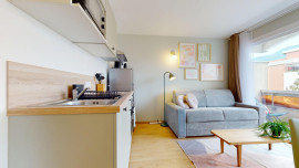 
                                                                                        Location
                                                                                         Location 19.79m²