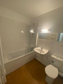 
                                                                                        Location
                                                                                         Location 2 pièces à Arcueil 29 M2