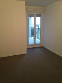 
                                                                                        Location
                                                                                         Location 2 pièces à Romainville 40m2