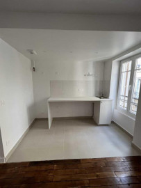 
                                                                                        Location
                                                                                         Location 2 pièces Paris 16è rue de la Pompe