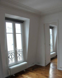 
                                                                                        Location
                                                                                         Location 2 pièces Paris 17ème charme de l'ancien