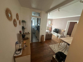 
                                                                                        Location
                                                                                         Location 2P 53m2