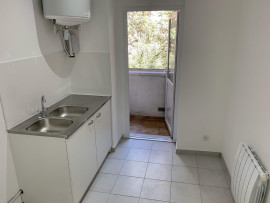 
                                                                                        Location
                                                                                         Location 3 pièces de 57 m2 à Marseille
