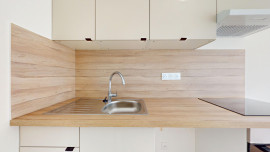 
                                                                                        Location
                                                                                         Location 36.67m²