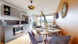 
                                                                                        Location
                                                                                         Location 54.01m²