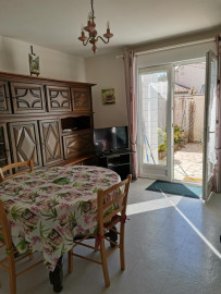 
                                                                                        Location
                                                                                         Location appart étudiant (e) année scolaire