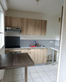 
                                                                                        Location
                                                                                         Location appartement 2 pièces 42m2