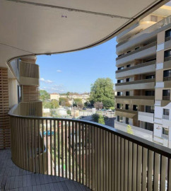 
                                                                                        Location
                                                                                         Location appartement 2 pièces 48 m²