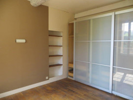 
                                                                                        Location
                                                                                         Location appartement 2 pièces 50 m² Toulon