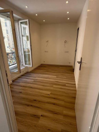 
                                                                                        Location
                                                                                         Location appartement 2 pièces 51 m² Paris 18è