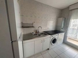 
                                                                                        Location
                                                                                         Location appartement 2 pièces 760