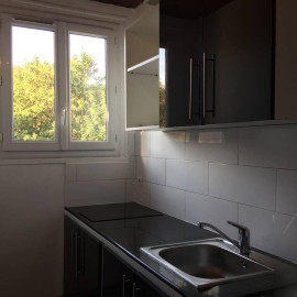 
                                                                                        Location
                                                                                         Location appartement 27 m² Arcueil