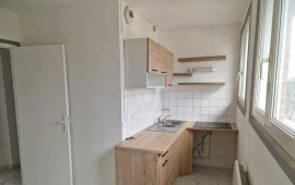 
                                                                                        Location
                                                                                         Location appartement 3 pièces 53 m²