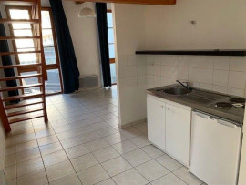 
                                                                                        Location
                                                                                         Location appartement calme lumineux