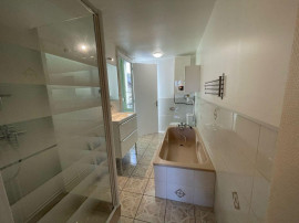 
                                                                                        Location
                                                                                         Location appartement F2