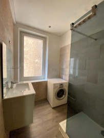 
                                                                                        Location
                                                                                         Location appartement non meublé