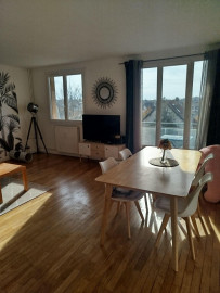 
                                                                                        Location
                                                                                         Location appartement Parc Chevreul - Colombière