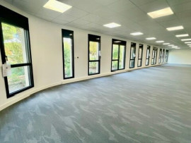 
                                                                                        Location
                                                                                         Location Bureaux Meyreuil 13590