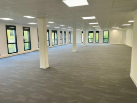 
                                                                                        Location
                                                                                         Location Bureaux Meyreuil 13590
