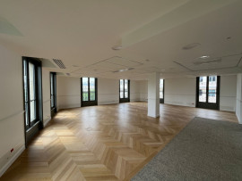 Location
Location Bureaux Paris 75008