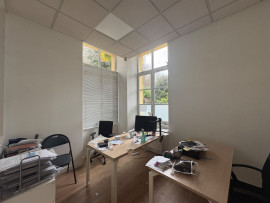 
                                                                                        Location
                                                                                         Location Bureaux Sèvres 92310